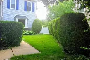 1036 Hazelwood Dr, Philadelphia, PA 19150 - Photo 2