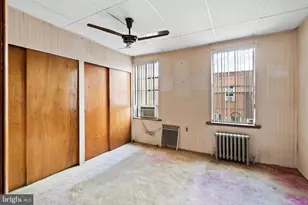 2440 S Hutchinson St, Philadelphia, PA 19148 - Photo 12