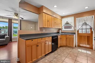 8556 Castor Ave, Philadelphia, PA 19152 - Photo 6