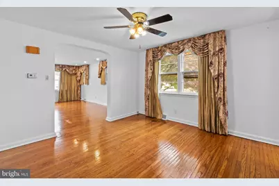 6527 N 10th Street, Philadelphia, PA 19126 - Photo 8