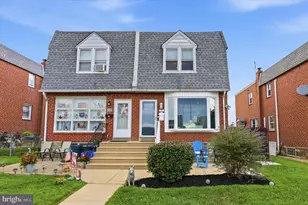 1031 Loney St, Philadelphia, PA 19111 - Photo 2