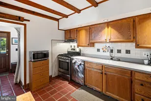 269 Lauriston St, Philadelphia, PA 19128 - Photo 10