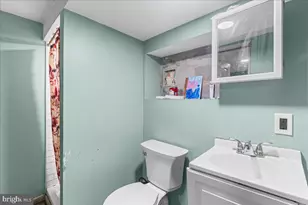 5118 N 11th St, Philadelphia, PA 19141 - Photo 8