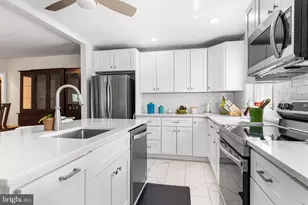 6551 Lawnton St, Philadelphia, PA 19128 - Photo 10