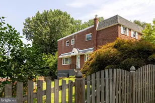 6551 Lawnton St, Philadelphia, PA 19128 - Photo 4