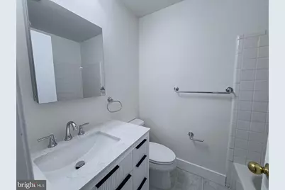 1703 Green Street #5, Philadelphia, PA 19130 - Photo 4