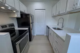 1703 Green St, Philadelphia, PA 19130 - Photo 12
