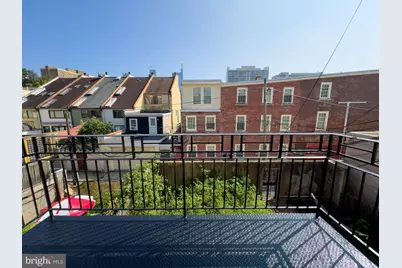 1936 Green Street #2FL, Philadelphia, PA 19130 - Photo 2