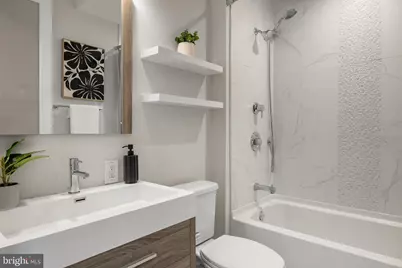 1016 S 17th Street #B, Philadelphia, PA 19146 - Photo 4