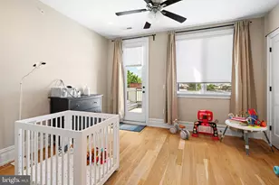 2525 Brown St, Philadelphia, PA 19130 - Photo 16