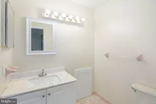 9505 Northeast Ave, Philadelphia, PA 19115 - Photo 22