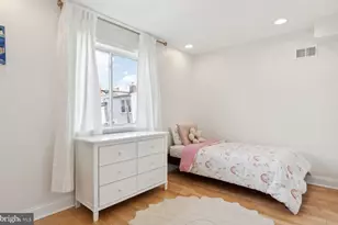 2211 Titan St, Philadelphia, PA 19146 - Photo 24