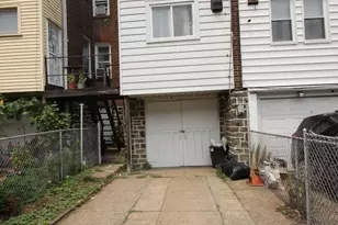 6433 Ditman St, Philadelphia, PA 19135 - Photo 2