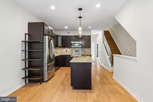 1211 Mt Vernon St, Philadelphia, PA 19123 - Photo 6