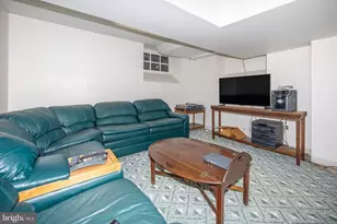 438 E Sedgwick St, Philadelphia, PA 19119 - Photo 20