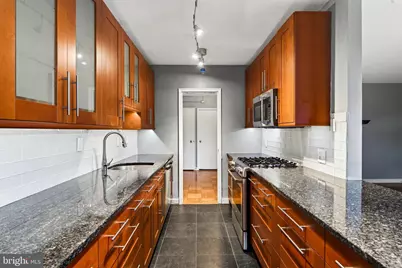 2601 Pennsylvania Avenue #308, Philadelphia, PA 19130 - Photo 16