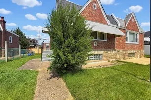 1705 Benson St, Philadelphia, PA 19152 - Photo 4