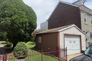 4752 Tacony St, Philadelphia, PA 19137 - Photo 2