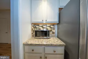 253 Shawmont Ave, Philadelphia, PA 19128 - Photo 14