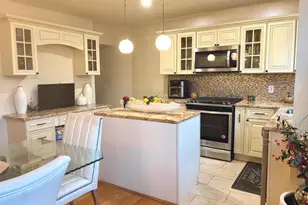 426 E Slocum Street E, Philadelphia, PA 19119 - Photo 6