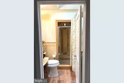 426 E Slocum Street E, Philadelphia, PA 19119 - Photo 18