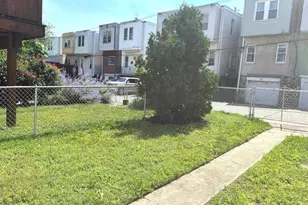 426 E Slocum Street E, Philadelphia, PA 19119 - Photo 16