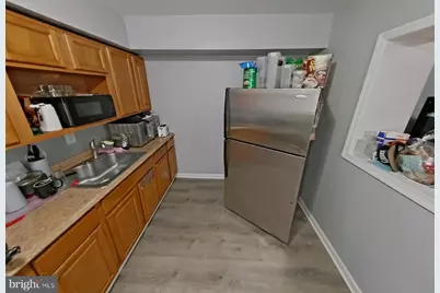 908 W Erie Avenue, Philadelphia, PA 19140 - Photo 2