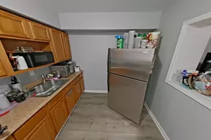 908 W Erie Ave, Philadelphia, PA 19140 - Photo 2