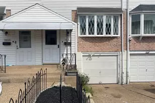 3607 N Hereford Ln, Philadelphia, PA 19114 - Photo 2