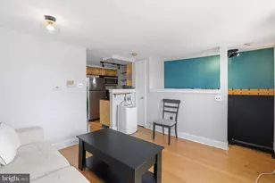 2102 Christian St, Philadelphia, PA 19146 - Photo 4
