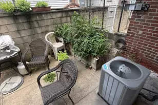 2642 S Iseminger St, Philadelphia, PA 19148 - Photo 12