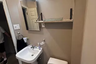 2642 S Iseminger St, Philadelphia, PA 19148 - Photo 24