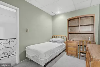 2642 S Iseminger Street, Philadelphia, PA 19148 - Photo 12