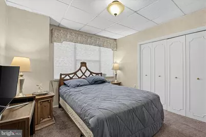 2642 S Iseminger Street, Philadelphia, PA 19148 - Photo 8