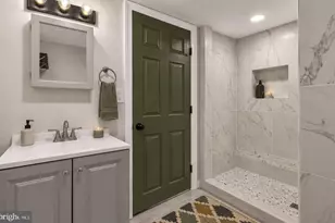 5831 Washington Ave, Philadelphia, PA 19143 - Photo 24