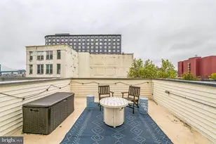 219 Green St, Philadelphia, PA 19123 - Photo 12