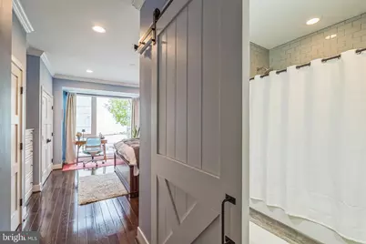 219 Green Street, Philadelphia, PA 19123 - Photo 8