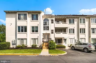 129 Benjamin Ct, Philadelphia, PA 19114 - Photo 2