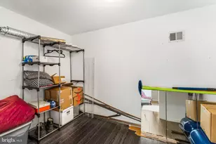 129 Benjamin Ct, Philadelphia, PA 19114 - Photo 34