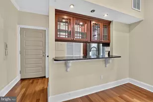 1712 Wallace St, Philadelphia, PA 19130 - Photo 6