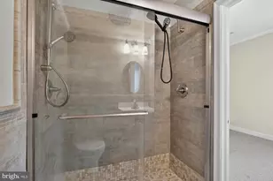 1712 Wallace St, Philadelphia, PA 19130 - Photo 18