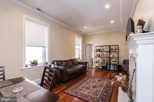 1712 Wallace St, Philadelphia, PA 19130 - Photo 2