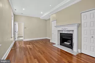 1712 Wallace St, Philadelphia, PA 19130 - Photo 8