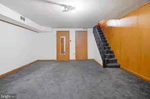 7456 Rhoads St, Philadelphia, PA 19151 - Photo 32