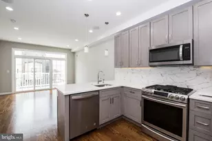 740 N Uber St, Philadelphia, PA 19130 - Photo 6