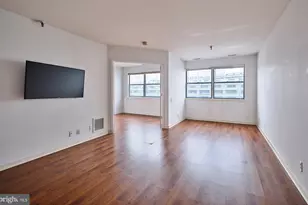 3 N Chris Columbus, Philadelphia, PA 19106 - Photo 8