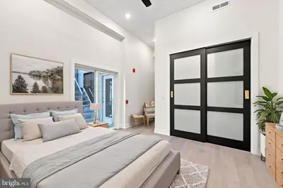 260 S 18th Street #1, Philadelphia, PA 19103 - Photo 2