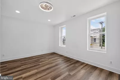 807 N 42nd Street, Philadelphia, PA 19104 - Photo 16