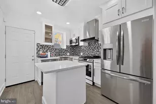 807 N 42nd St, Philadelphia, PA 19104 - Photo 14