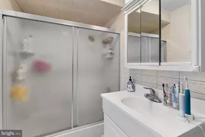 2229 St Albans Street, Philadelphia, PA 19146 - Photo 24